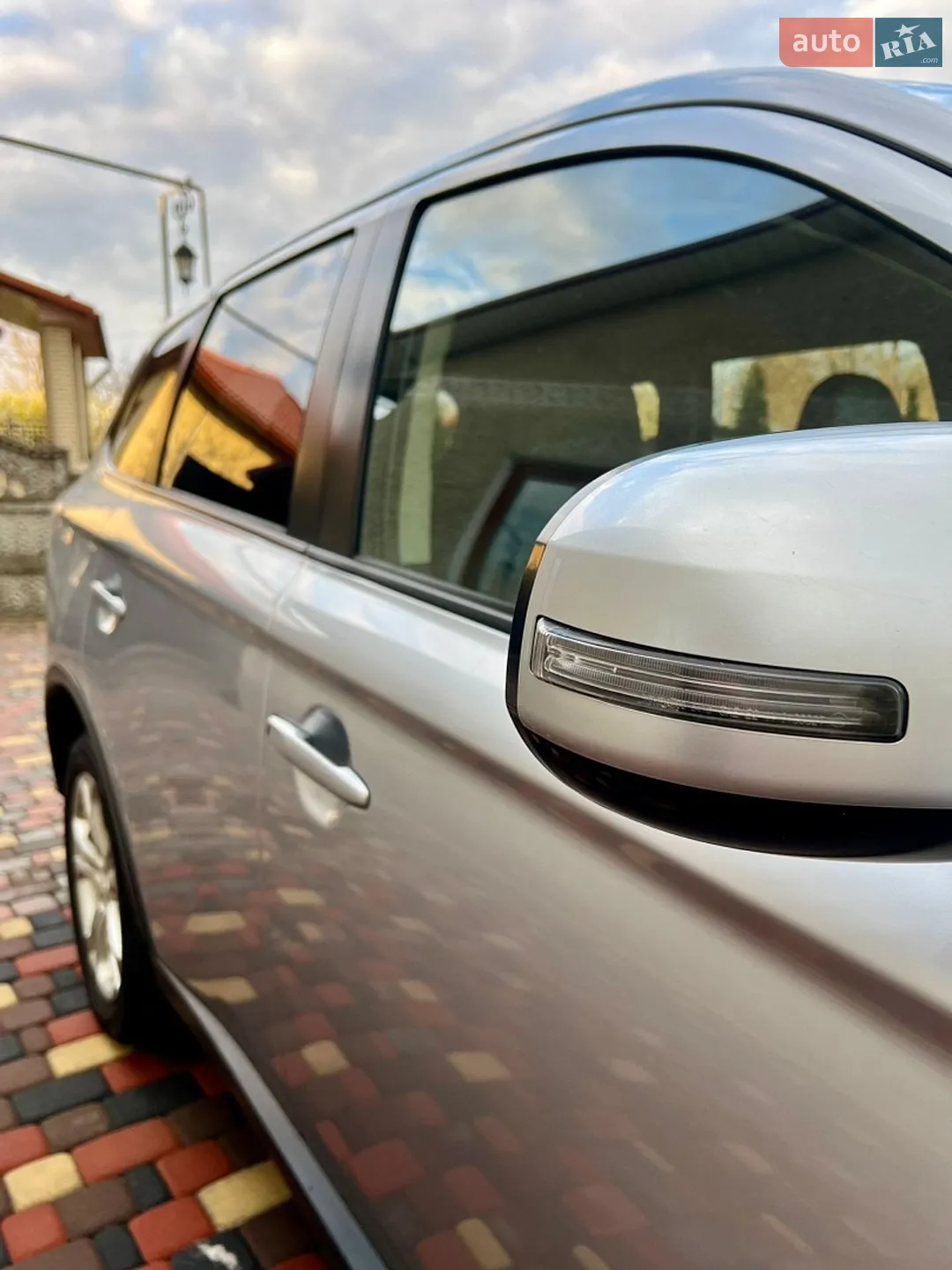 2014 Mitsubishi Outlander - мініатюра 7
