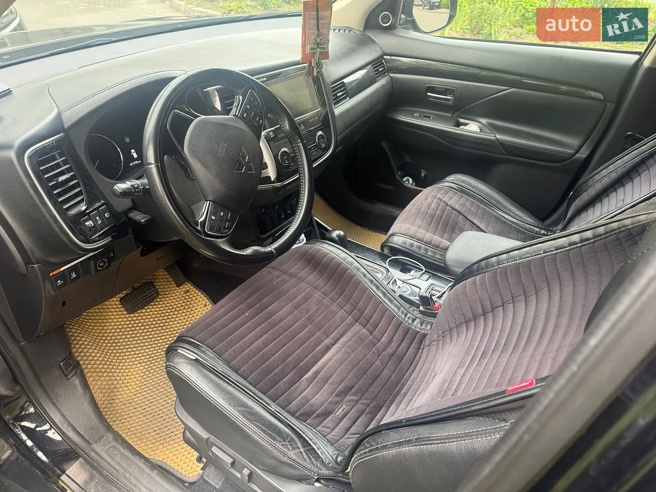 2016 Mitsubishi Outlander - мініатюра 11