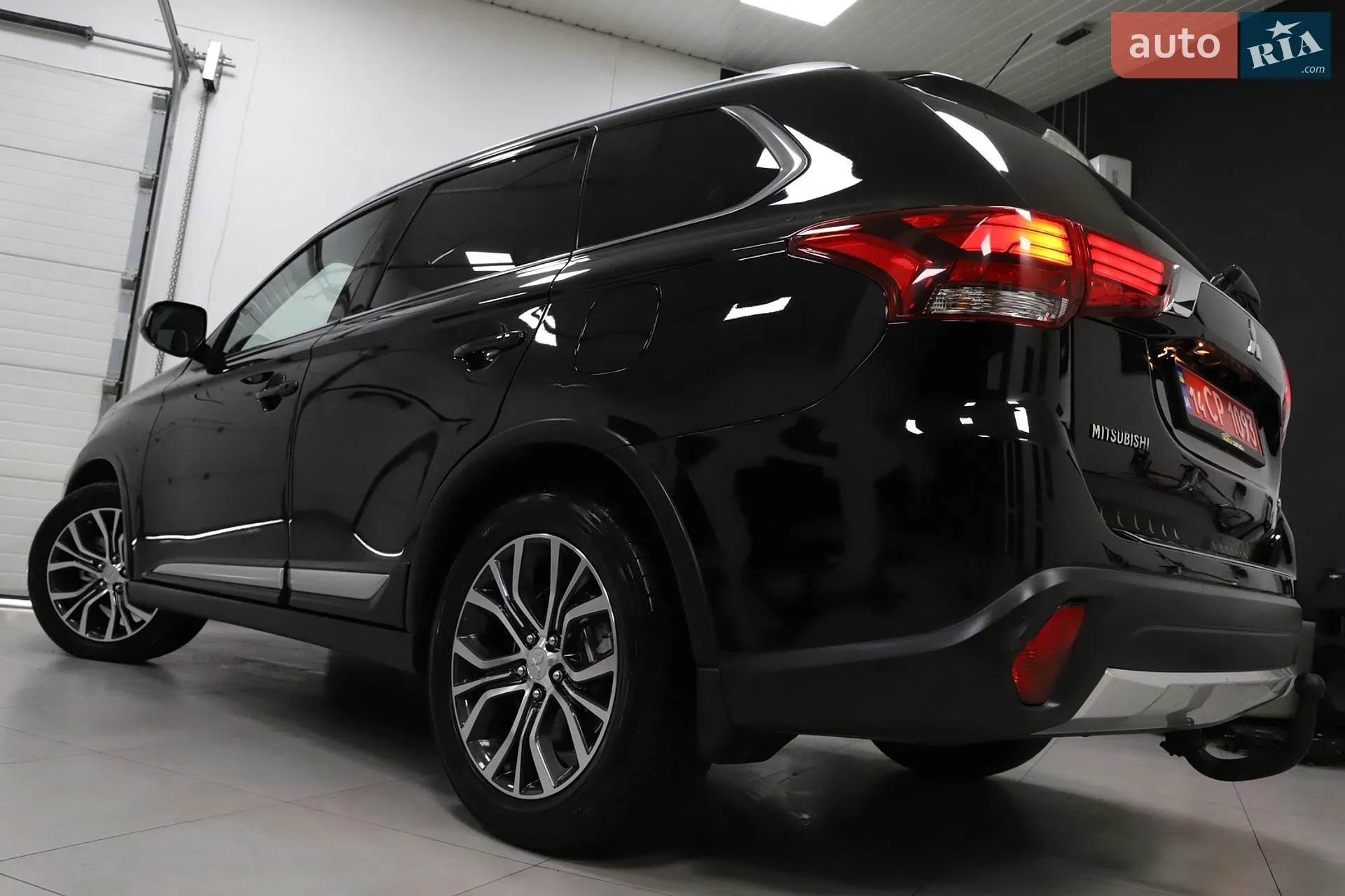 2016 Mitsubishi Outlander - мініатюра 25