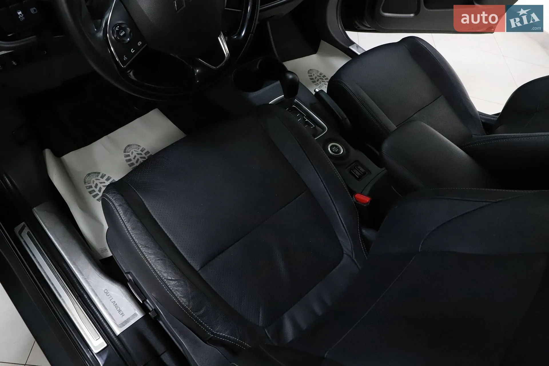 2016 Mitsubishi Outlander - мініатюра 50