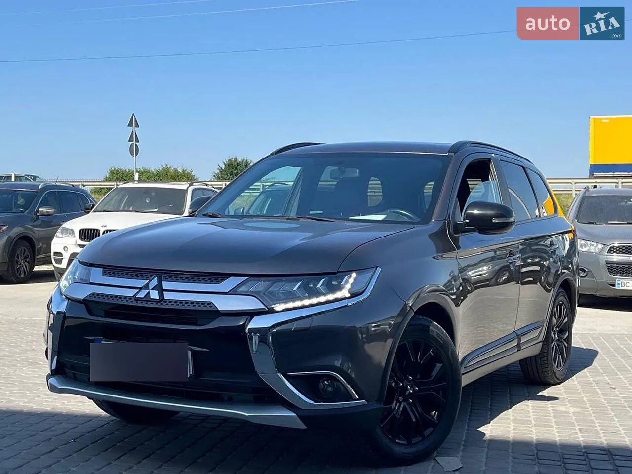 2016 Mitsubishi Outlander - мініатюра 29