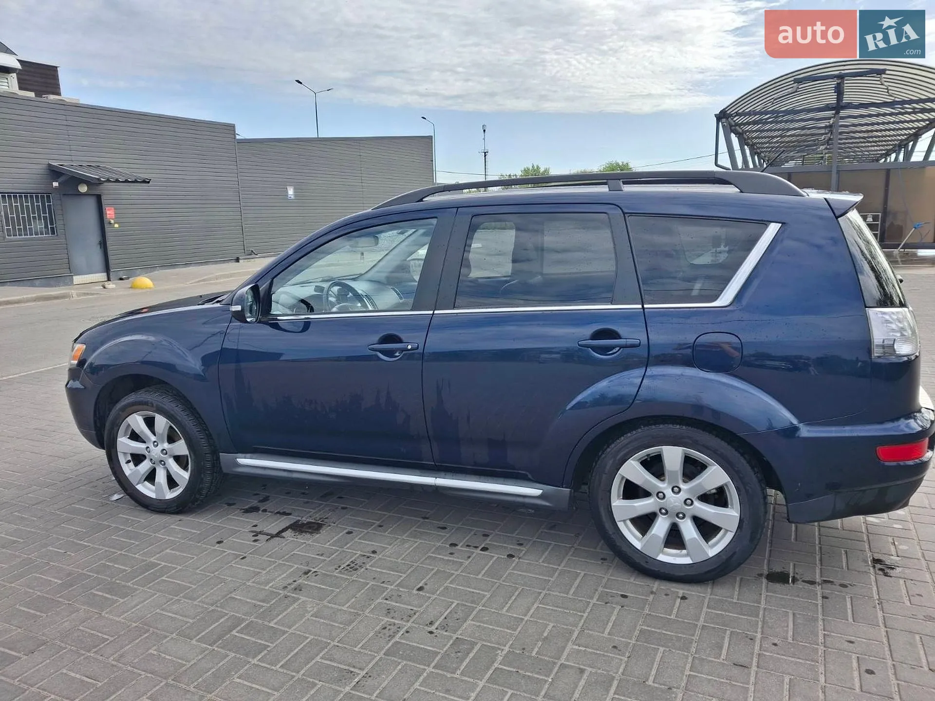 2010 Mitsubishi Outlander - мініатюра 3