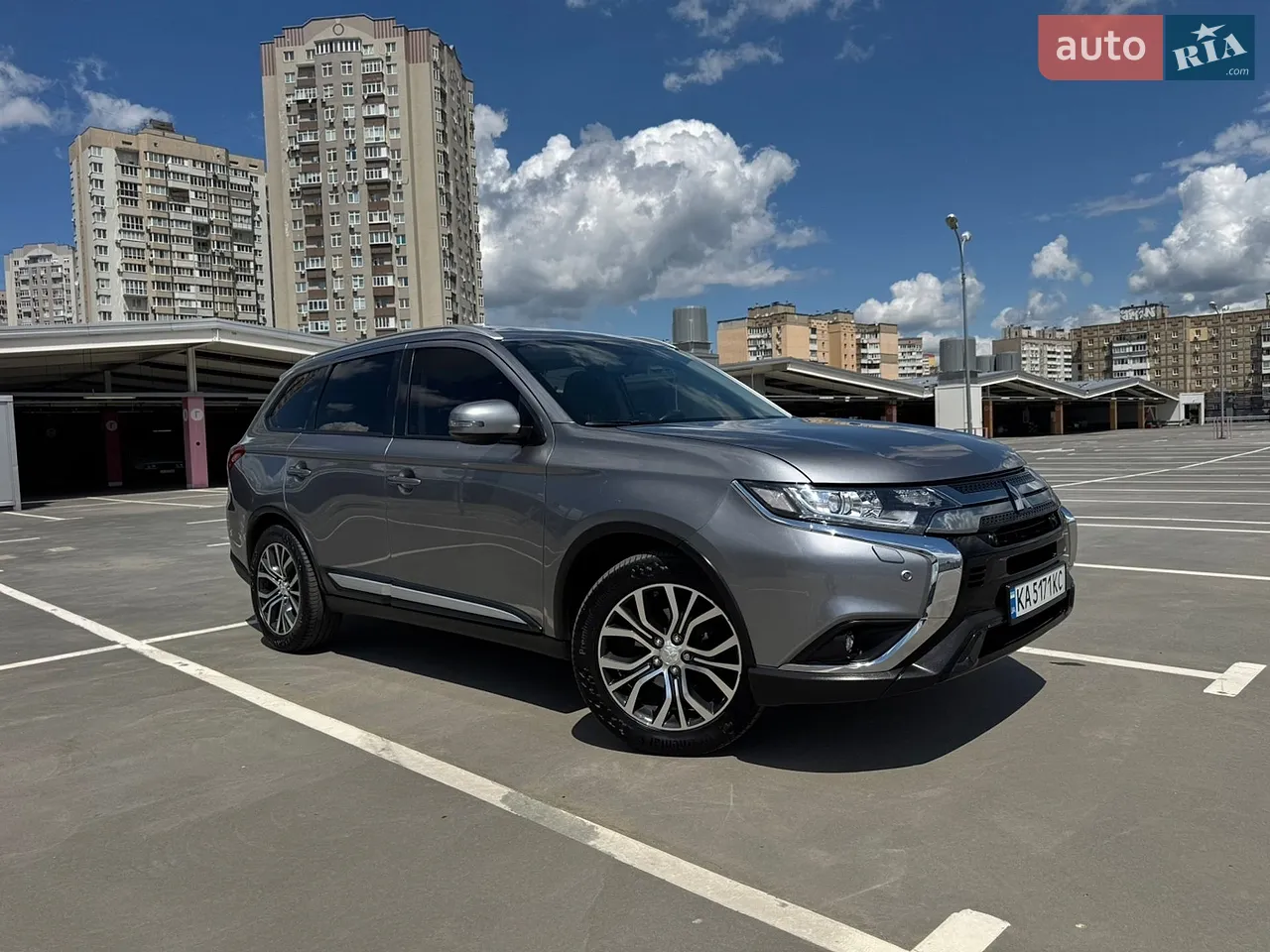 2016 Mitsubishi Outlander - мініатюра 29