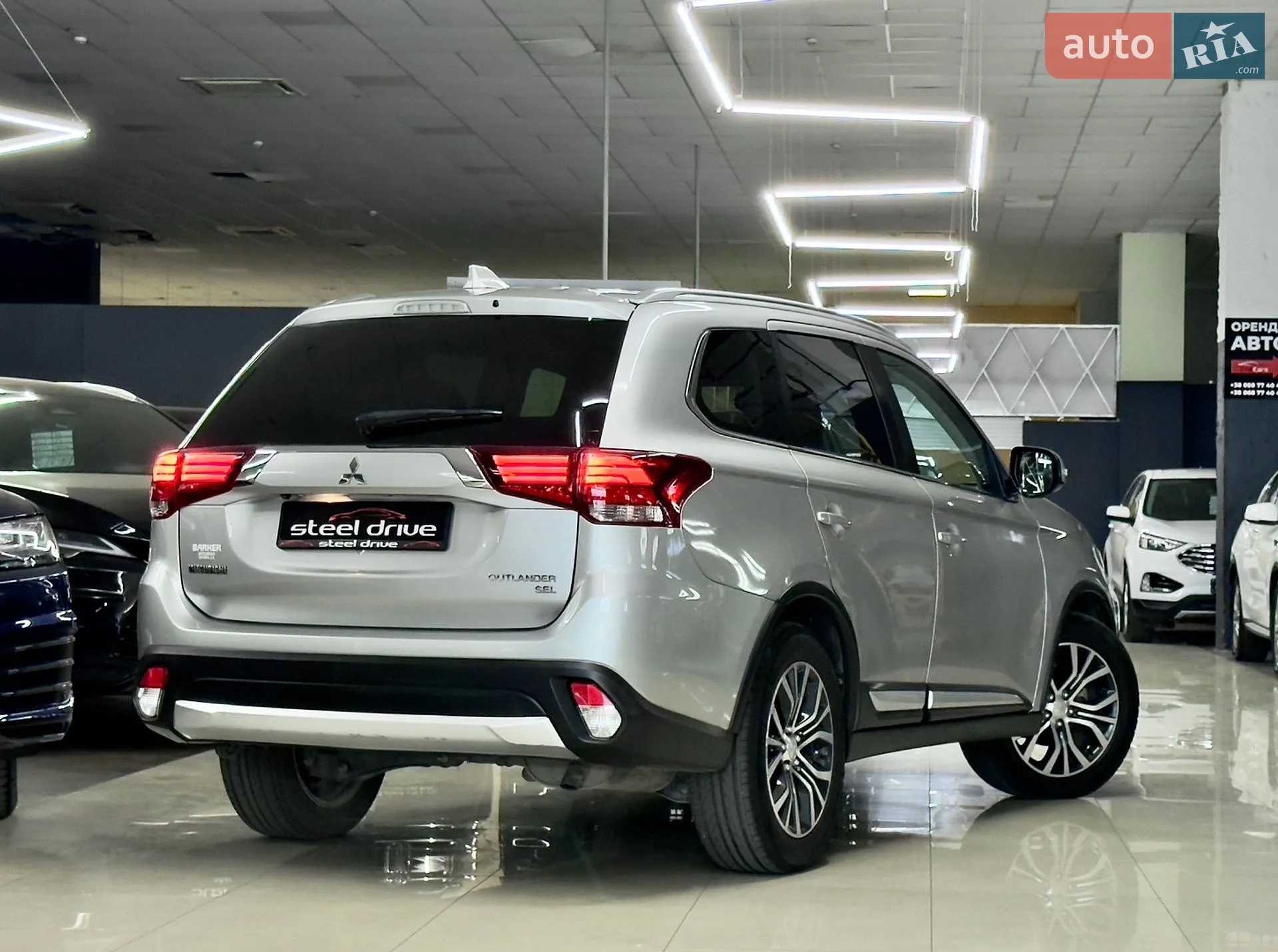 2018 Mitsubishi Outlander - мініатюра 10