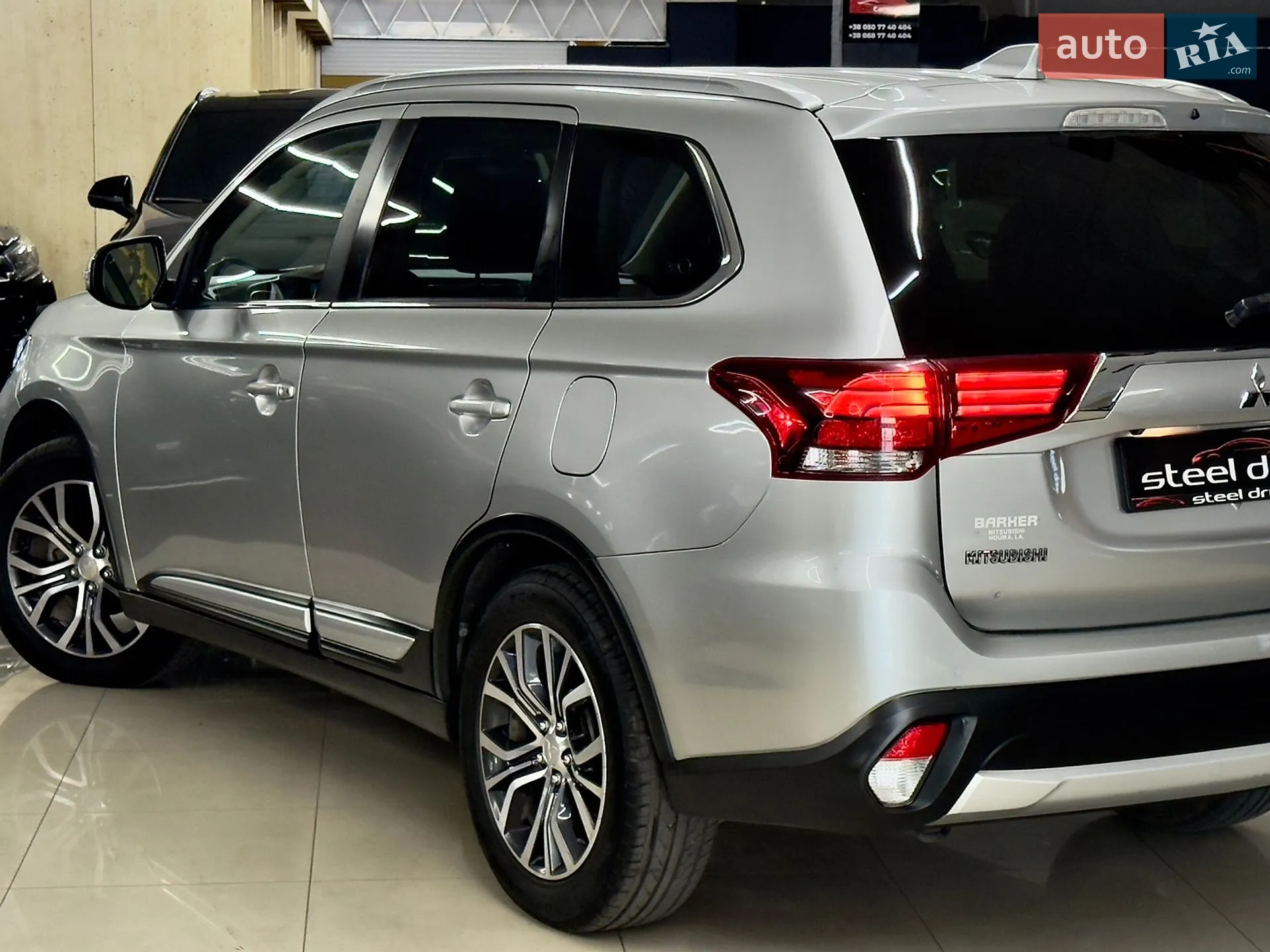 2018 Mitsubishi Outlander - мініатюра 16