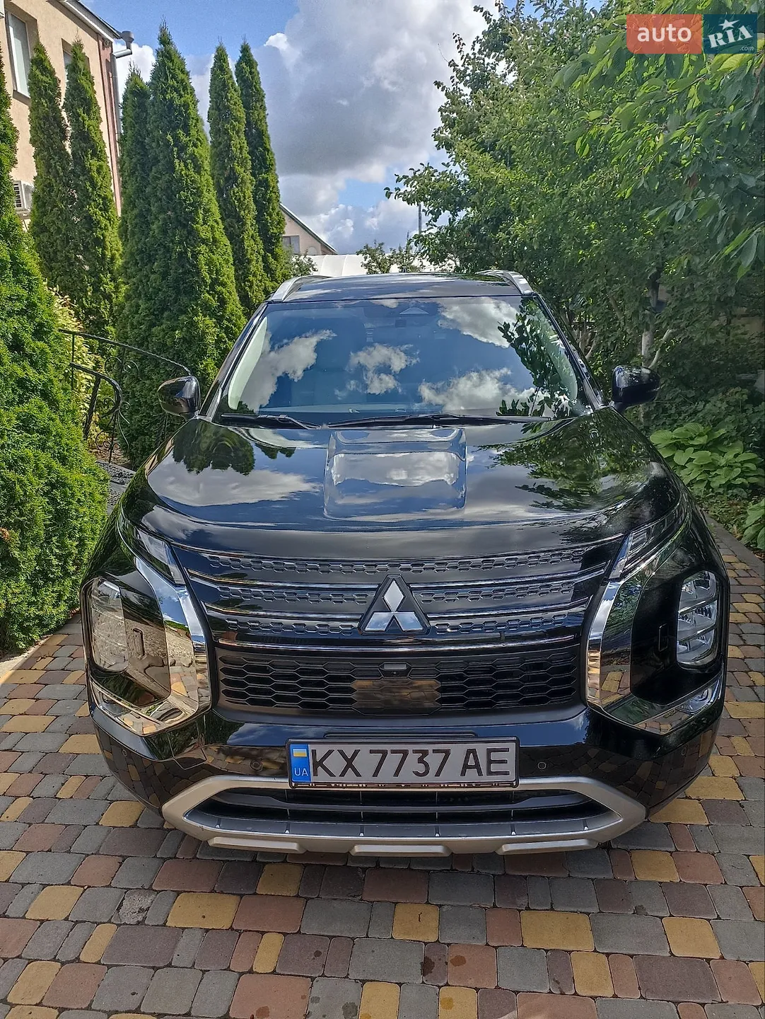 2022 Mitsubishi Outlander - мініатюра 2