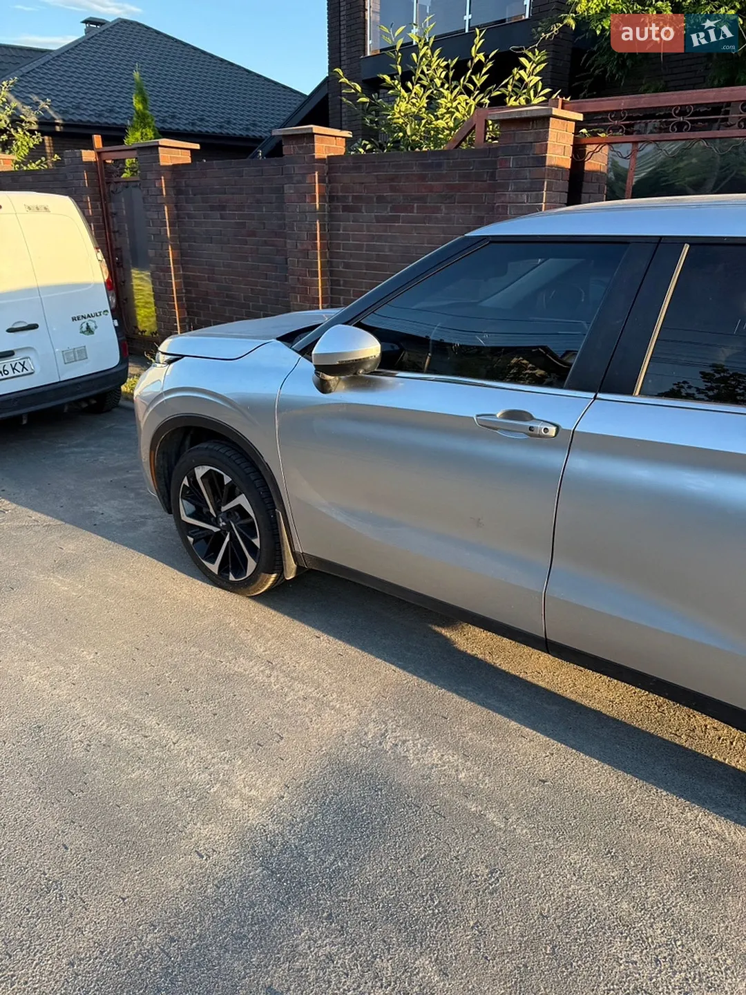 2023 Mitsubishi Outlander - мініатюра 16