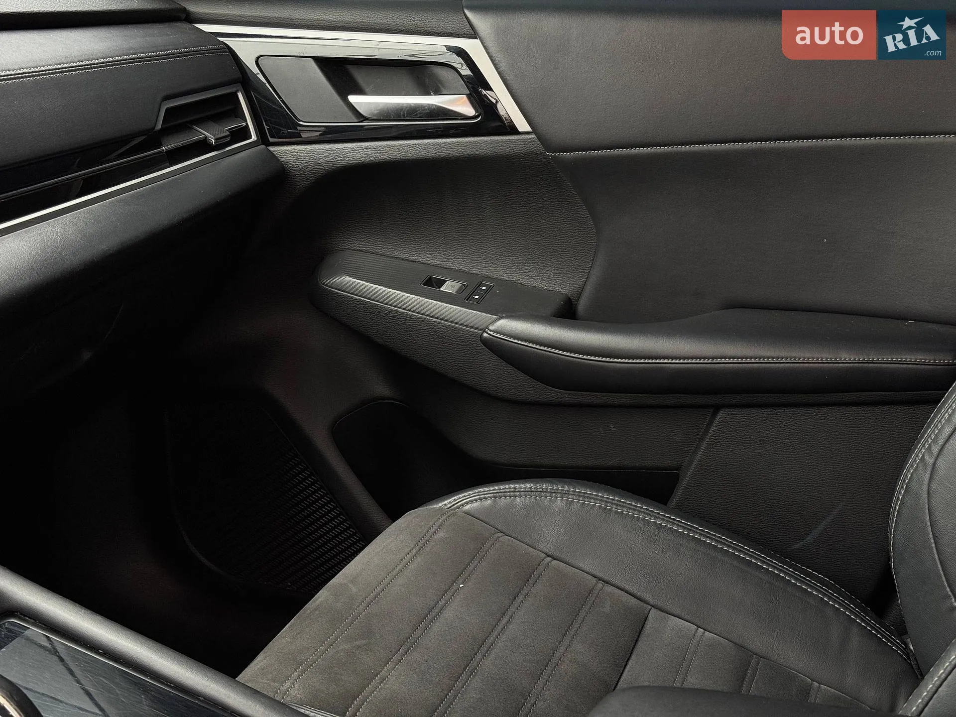 2022 Mitsubishi Outlander - мініатюра 49