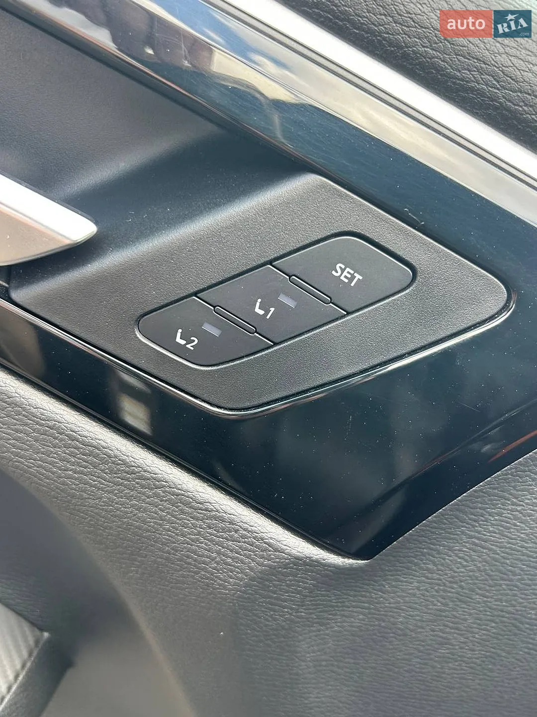 2021 Mitsubishi Outlander - мініатюра 15