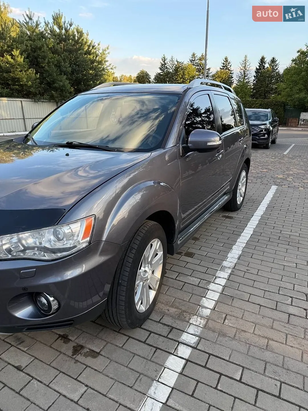 2010 Mitsubishi Outlander - мініатюра 4