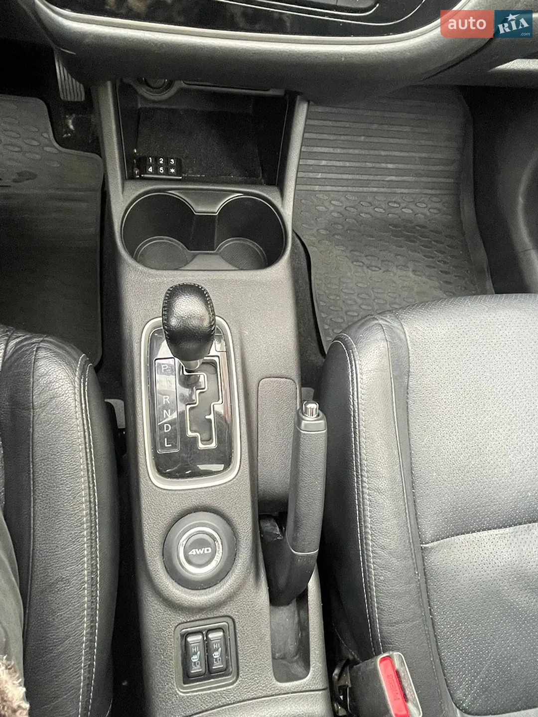 2012 Mitsubishi Outlander - мініатюра 20