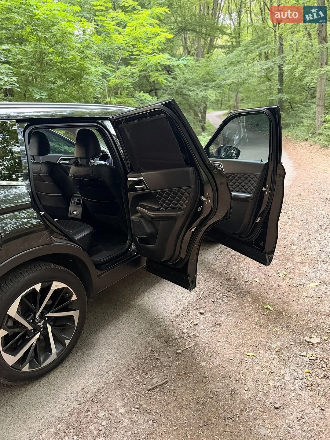 2023 Mitsubishi Outlander - мініатюра 12