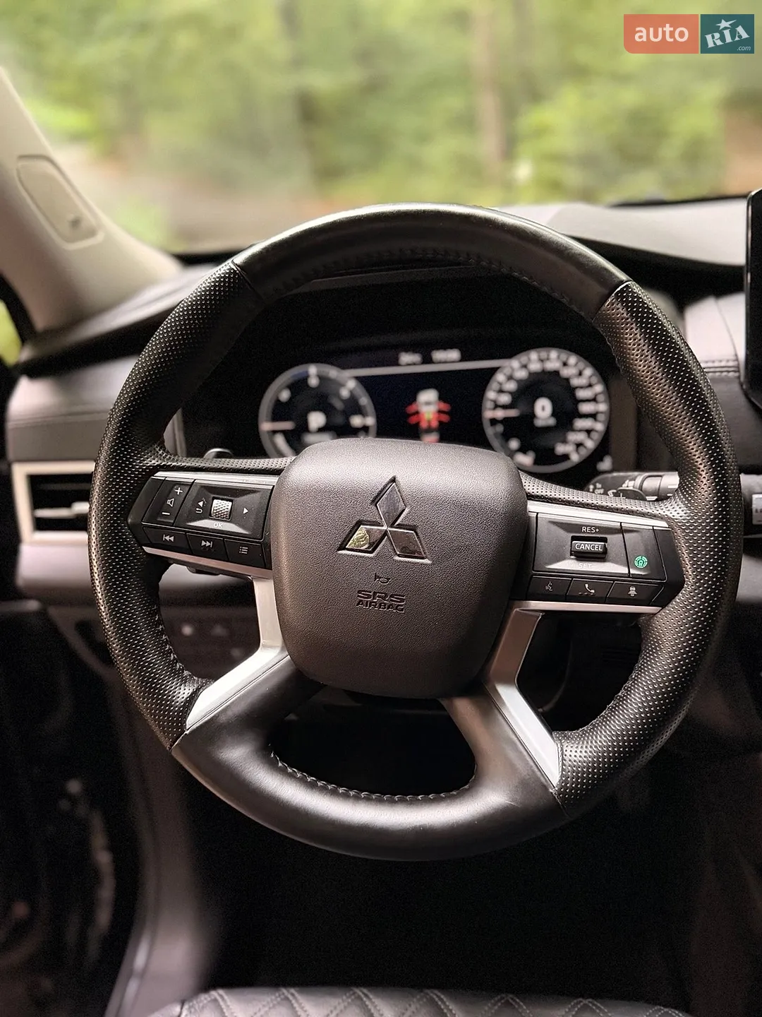 2023 Mitsubishi Outlander - мініатюра 57