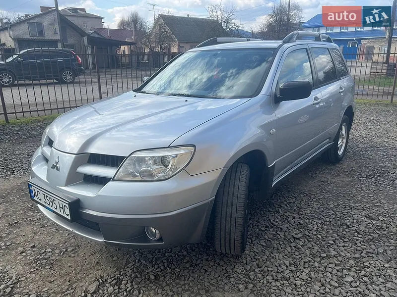 Mitsubishi Outlander