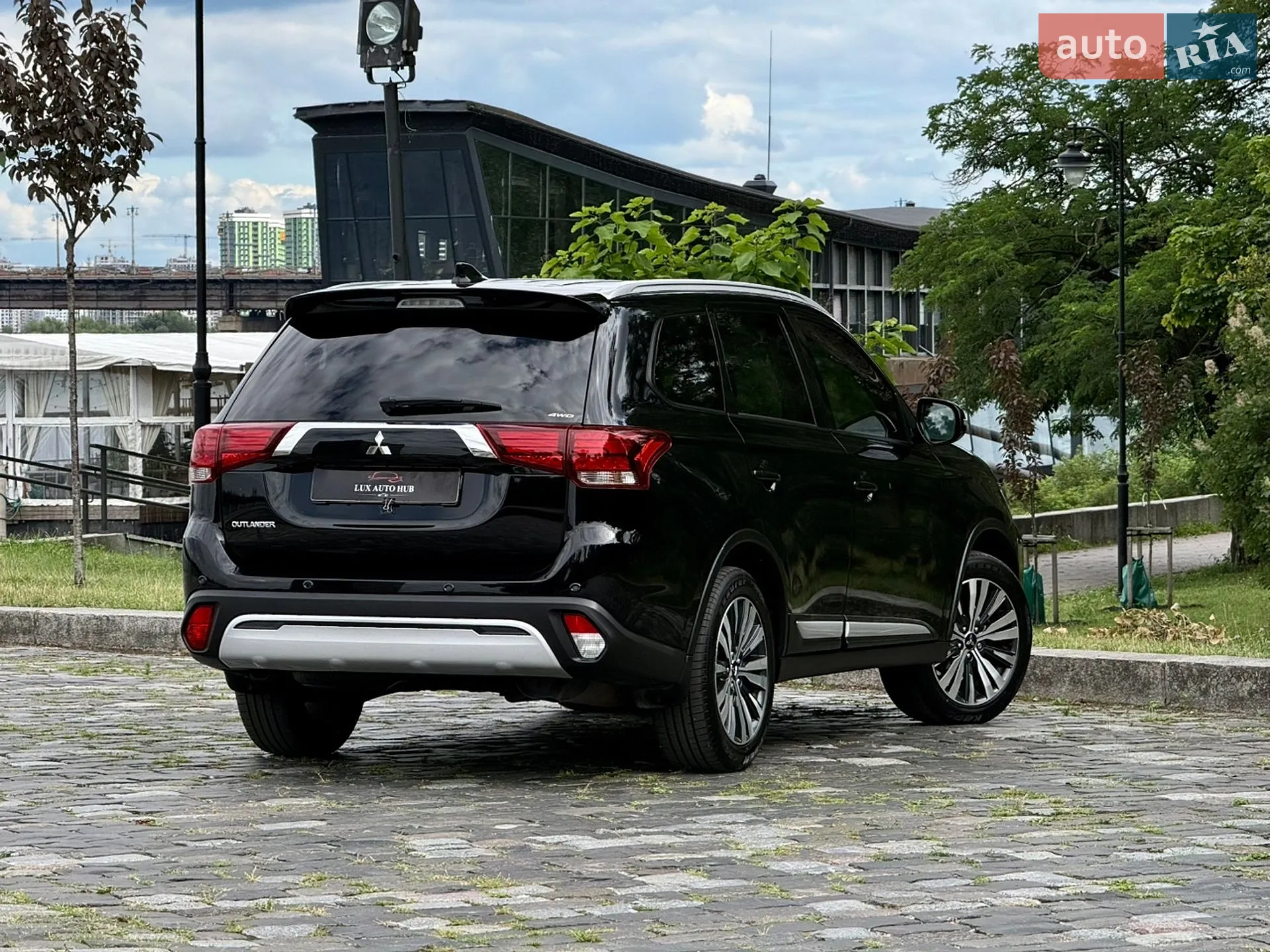 2021 Mitsubishi Outlander - мініатюра 20