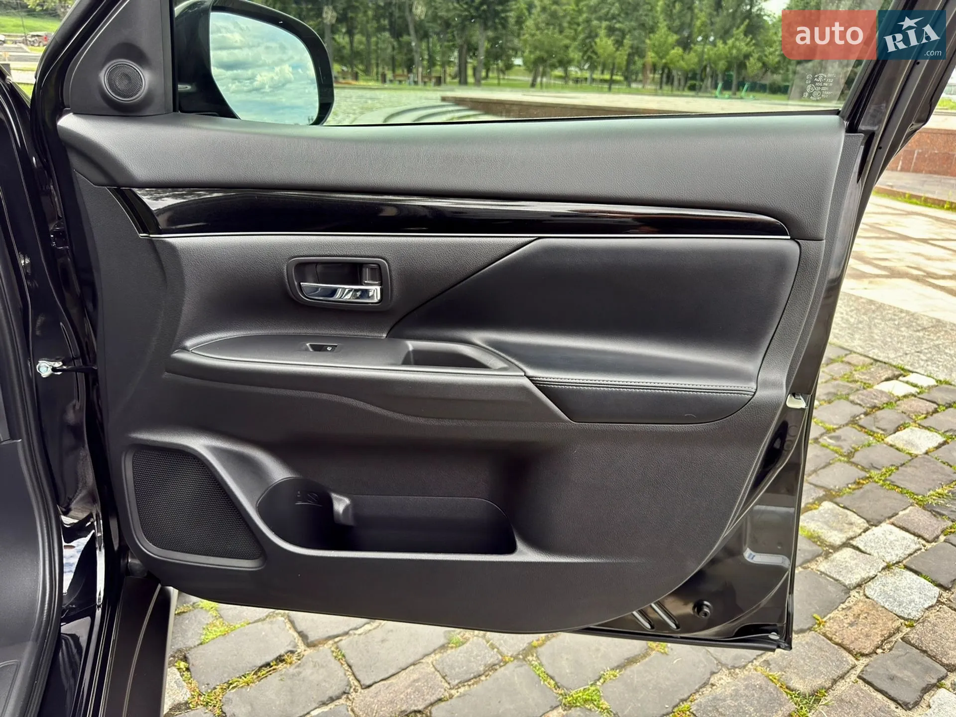 2021 Mitsubishi Outlander - мініатюра 53