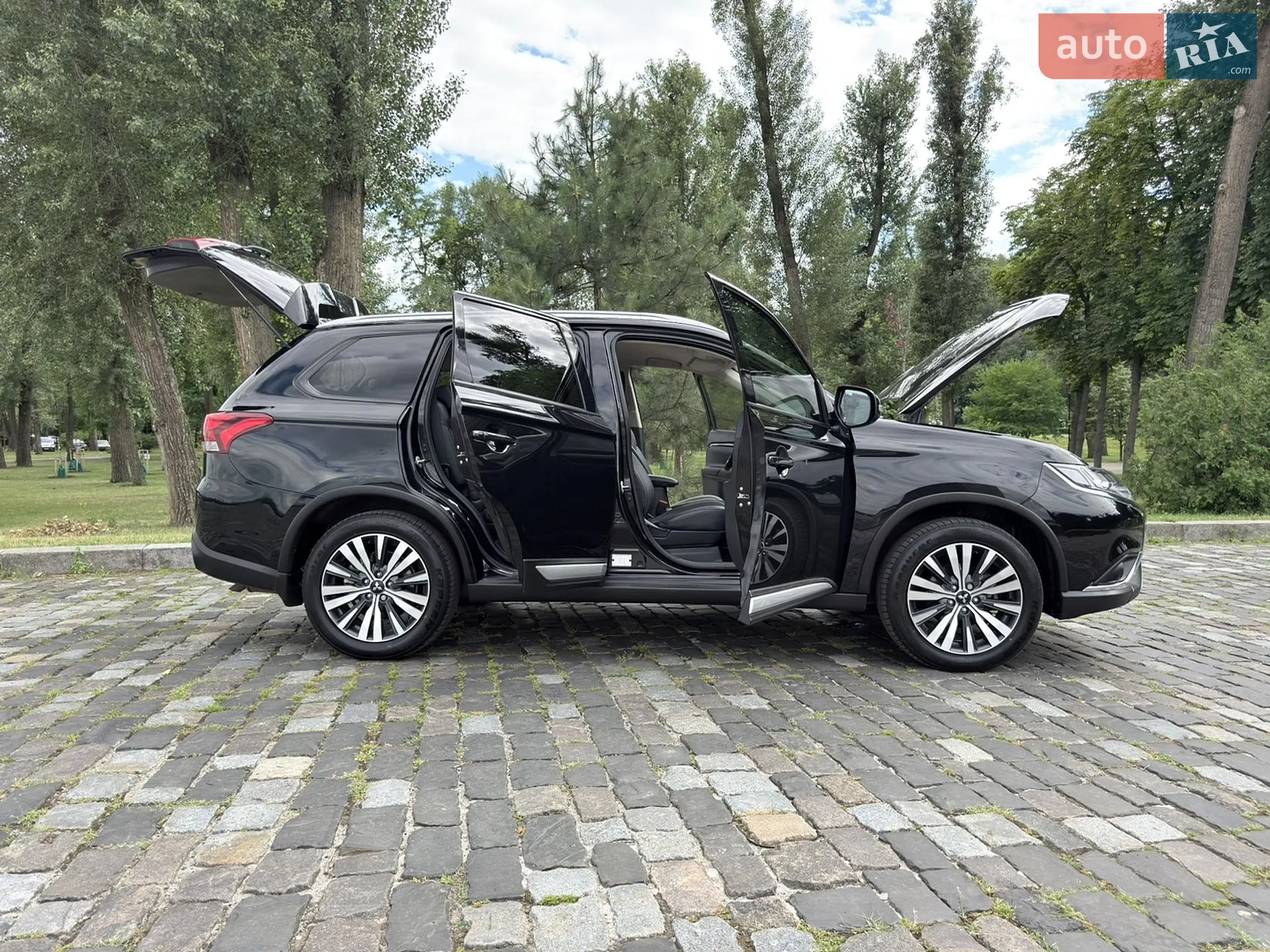 2021 Mitsubishi Outlander - мініатюра 92