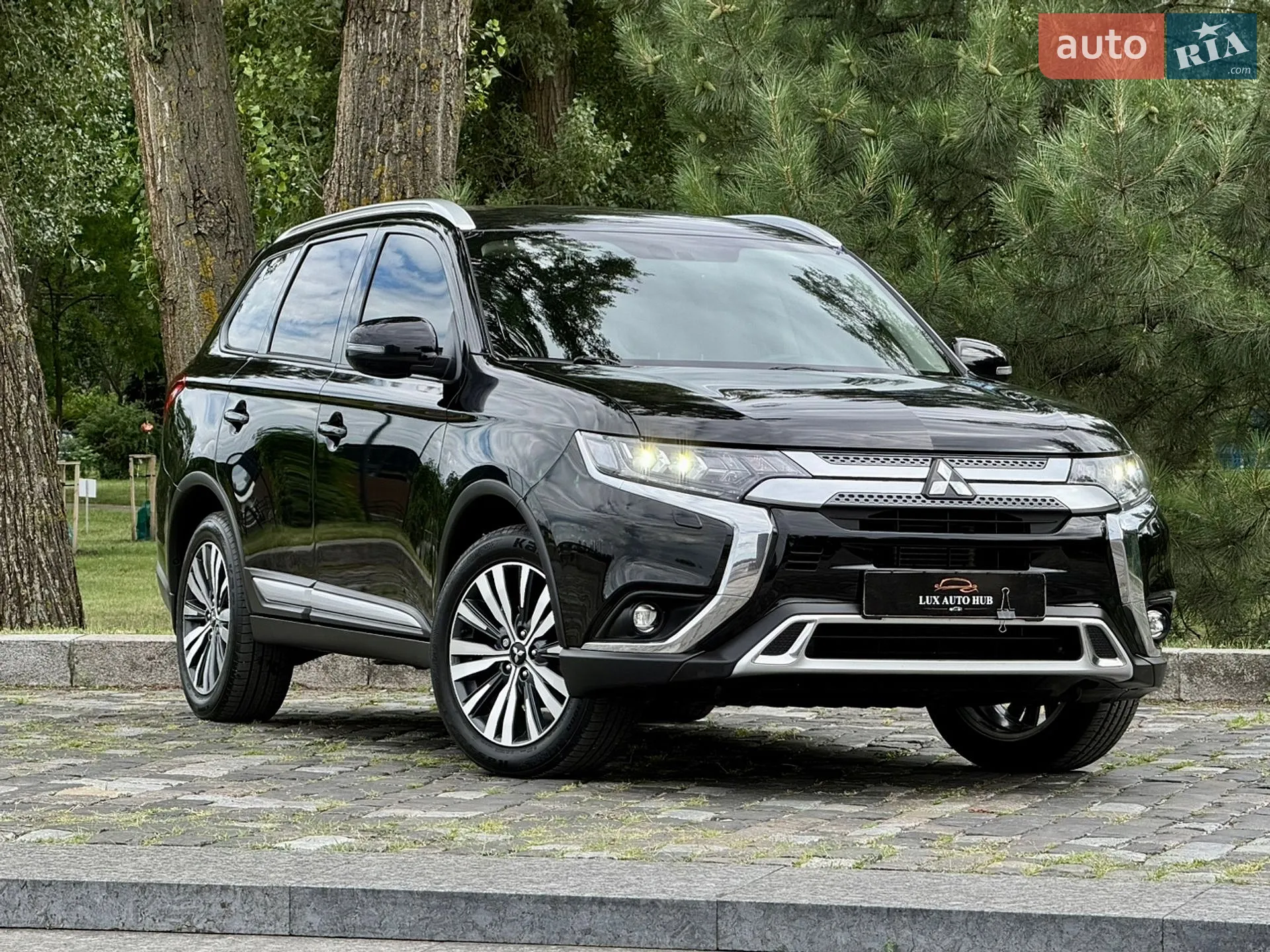 2021 Mitsubishi Outlander - мініатюра 140