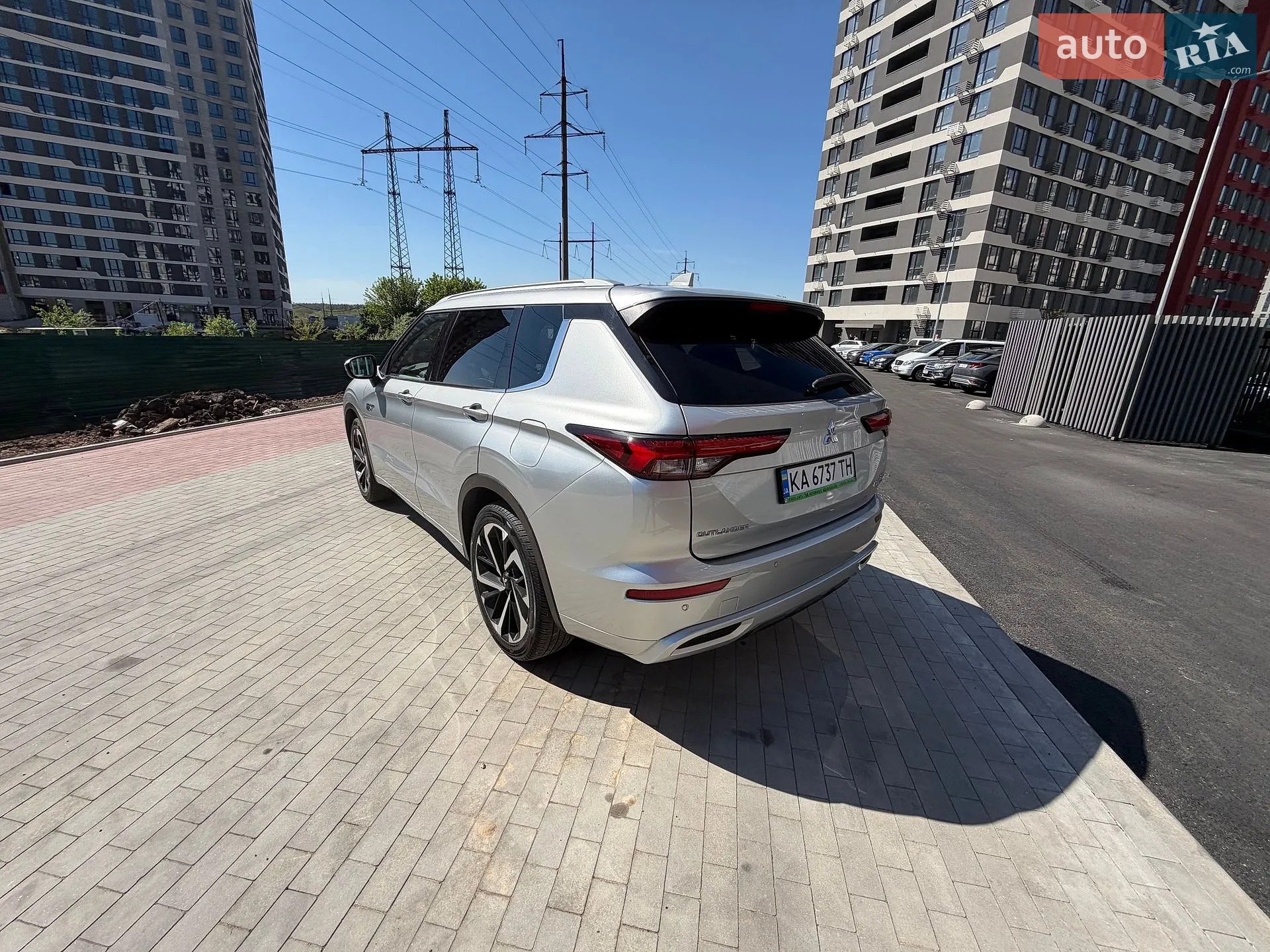 2022 Mitsubishi Outlander - мініатюра 10