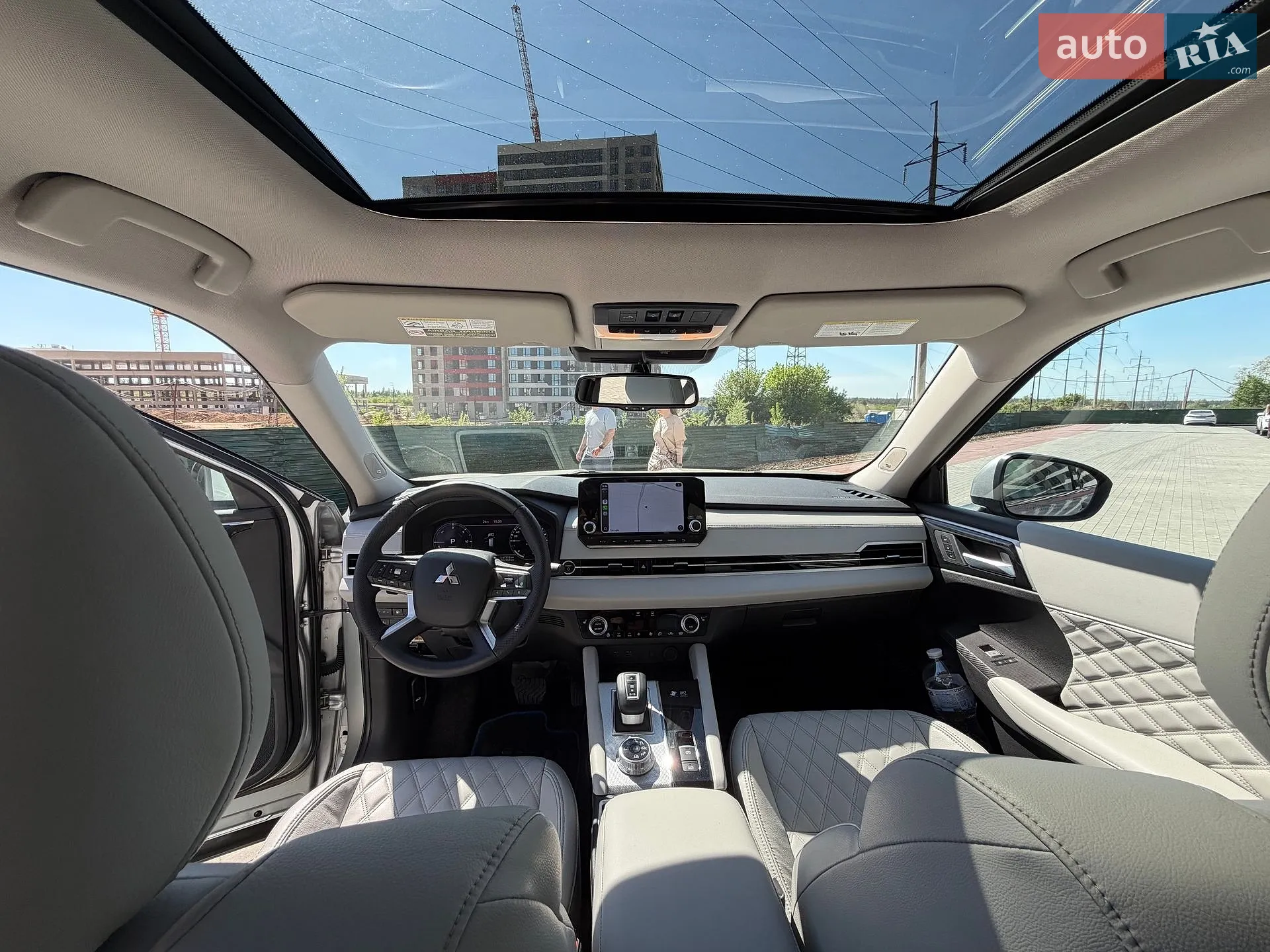 2022 Mitsubishi Outlander - мініатюра 16