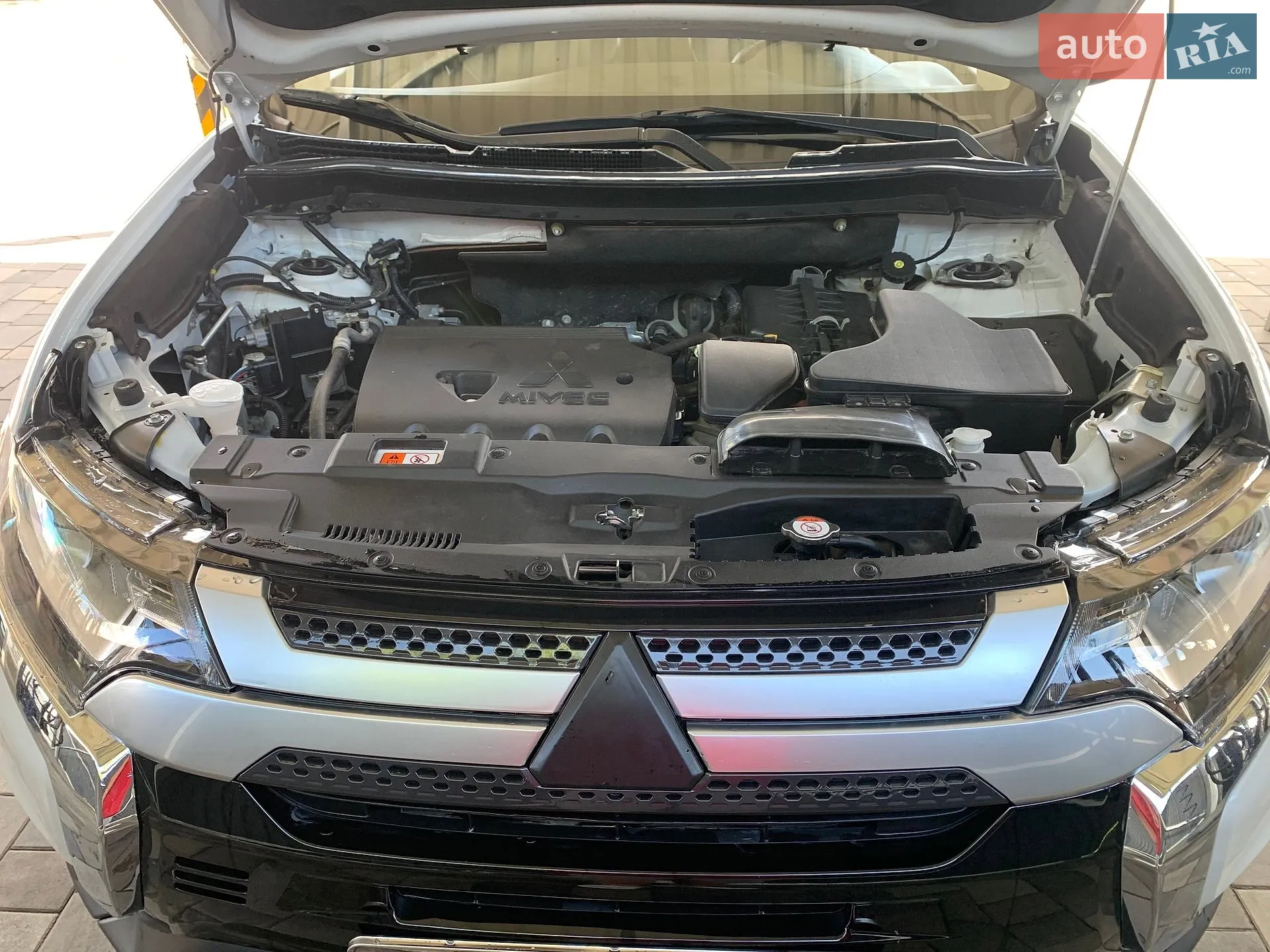 2019 Mitsubishi Outlander - мініатюра 14