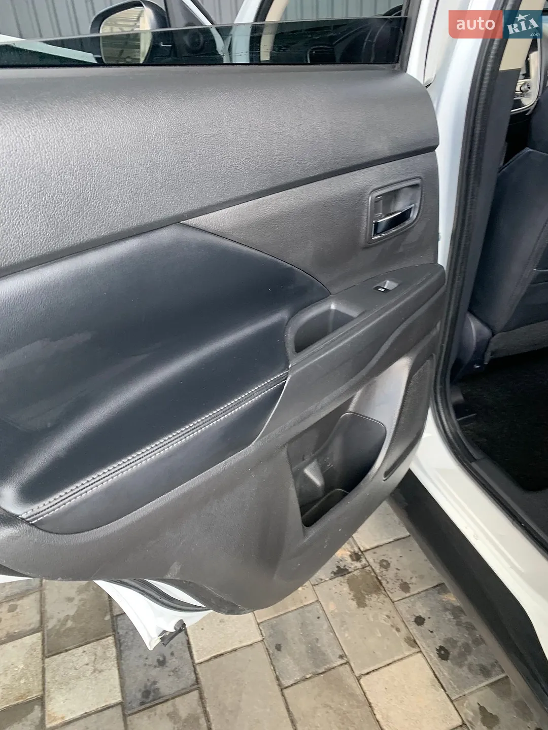 2019 Mitsubishi Outlander - мініатюра 25
