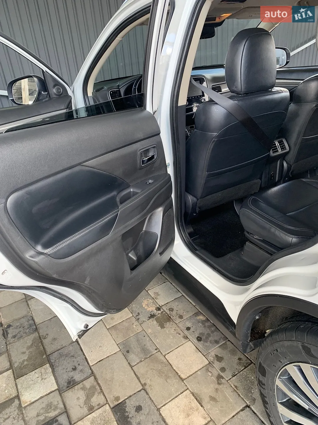 2019 Mitsubishi Outlander - мініатюра 26