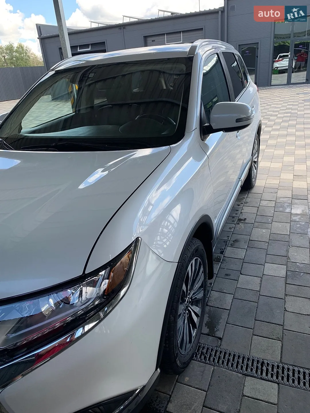 2019 Mitsubishi Outlander - мініатюра 27