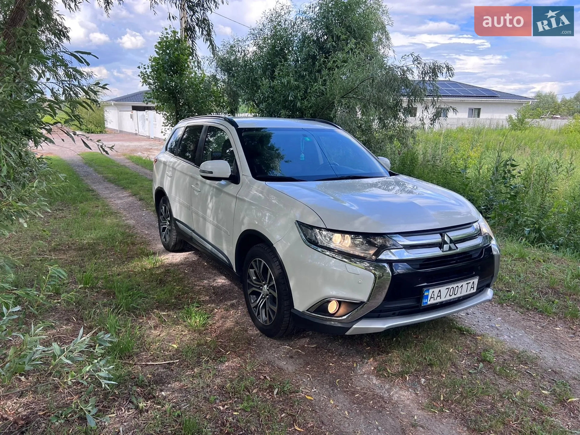 2015 Mitsubishi Outlander - мініатюра 2