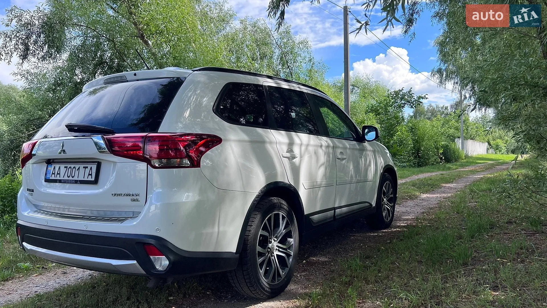 2015 Mitsubishi Outlander - мініатюра 12