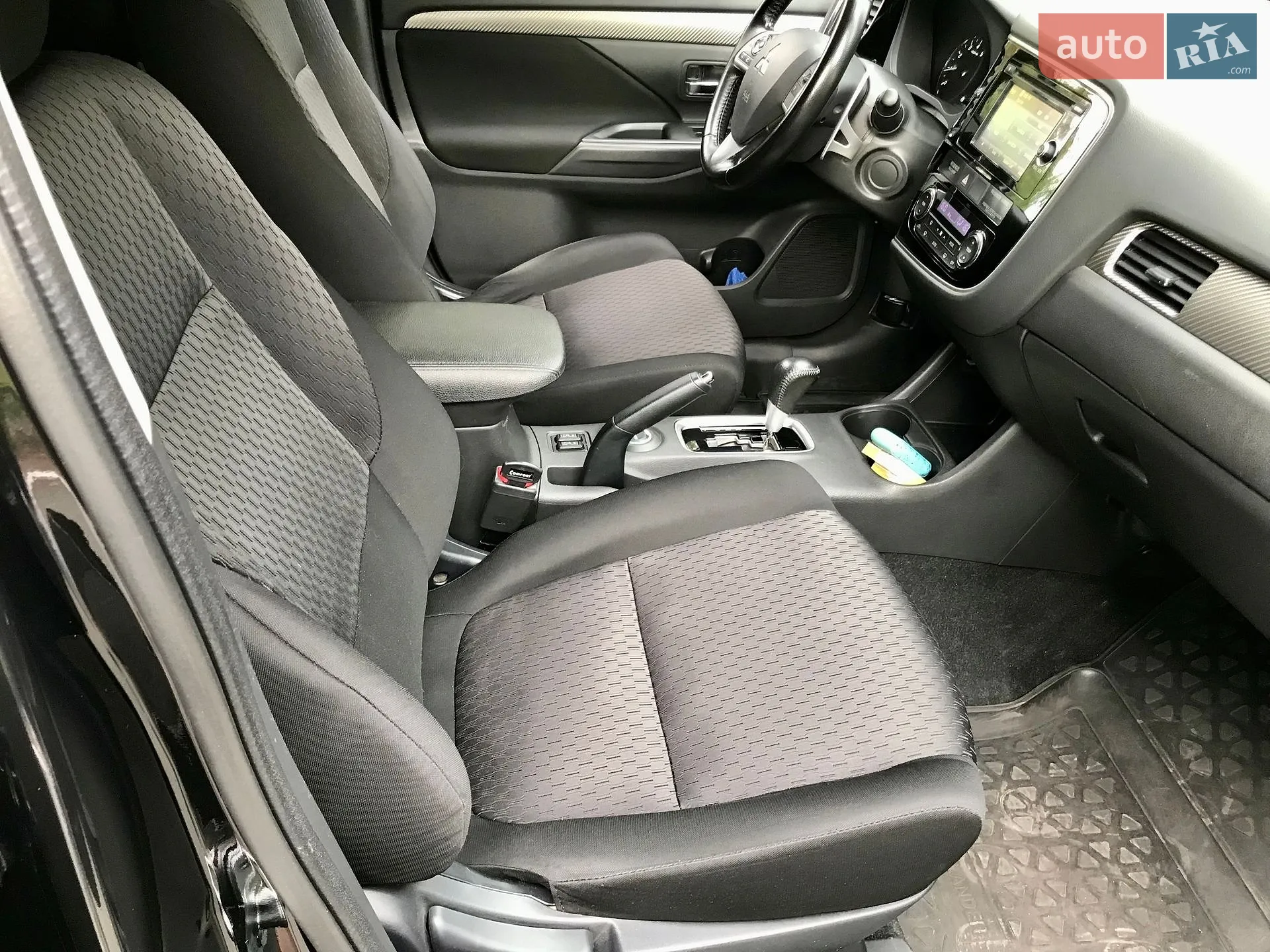 2013 Mitsubishi Outlander - мініатюра 19