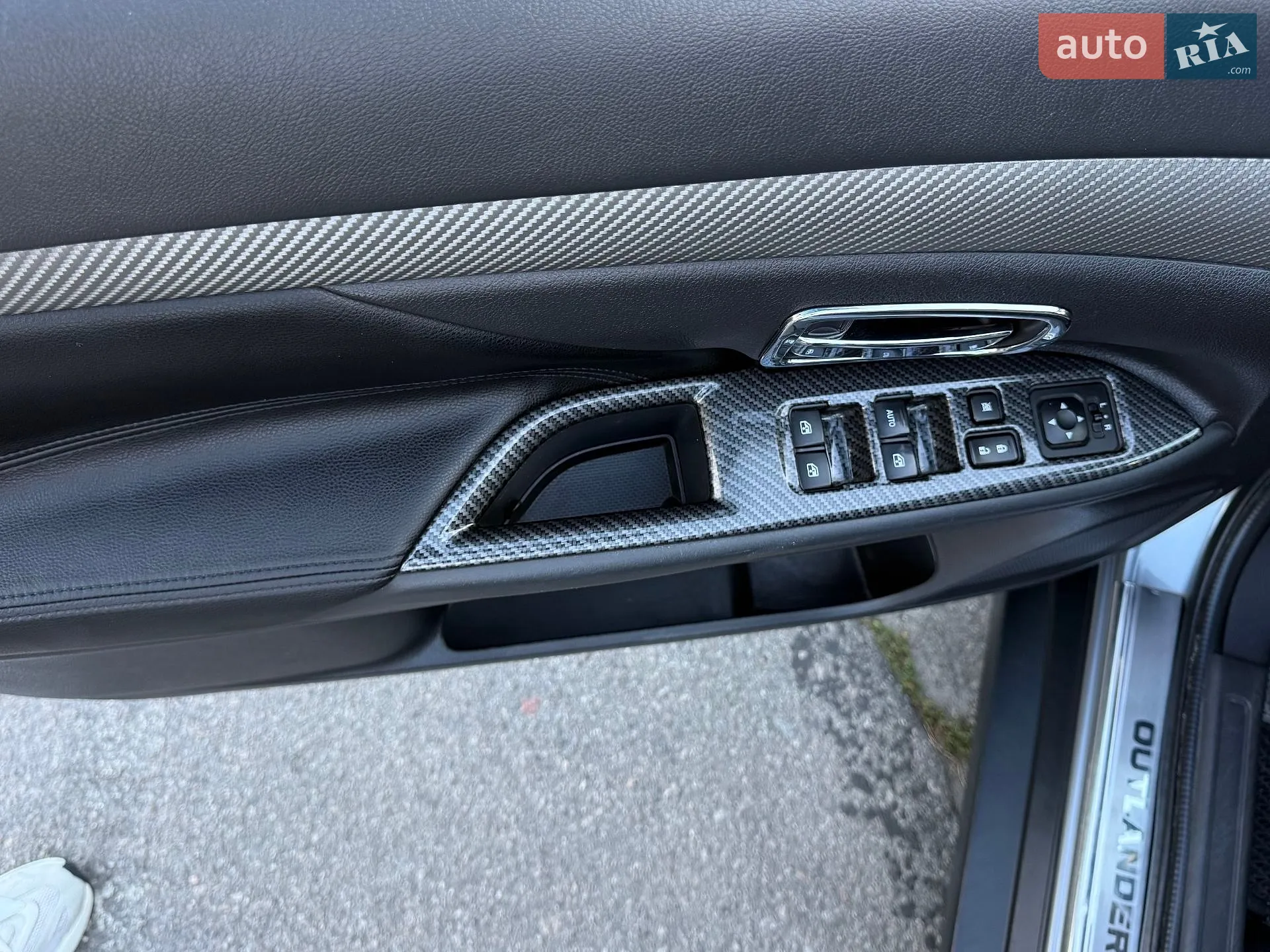2018 Mitsubishi Outlander - мініатюра 6