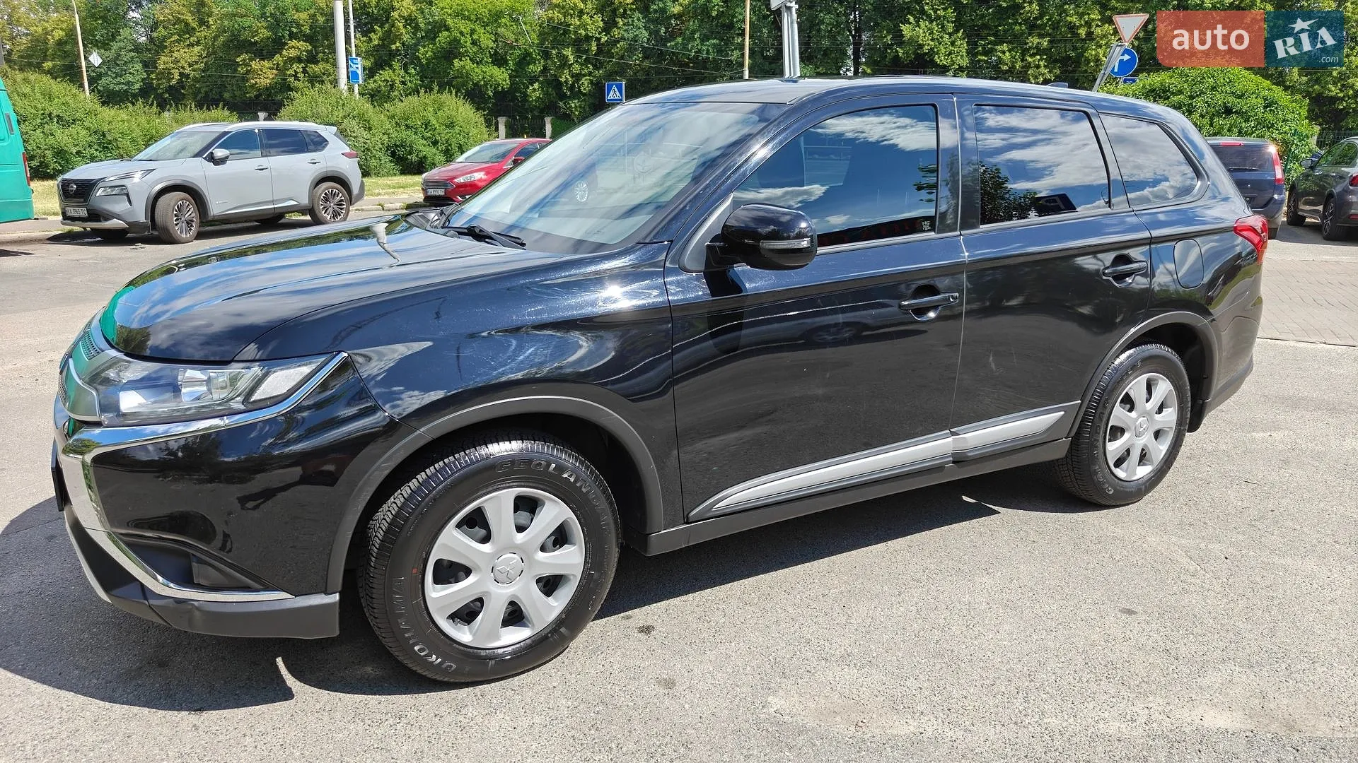 2021 Mitsubishi Outlander - мініатюра 15