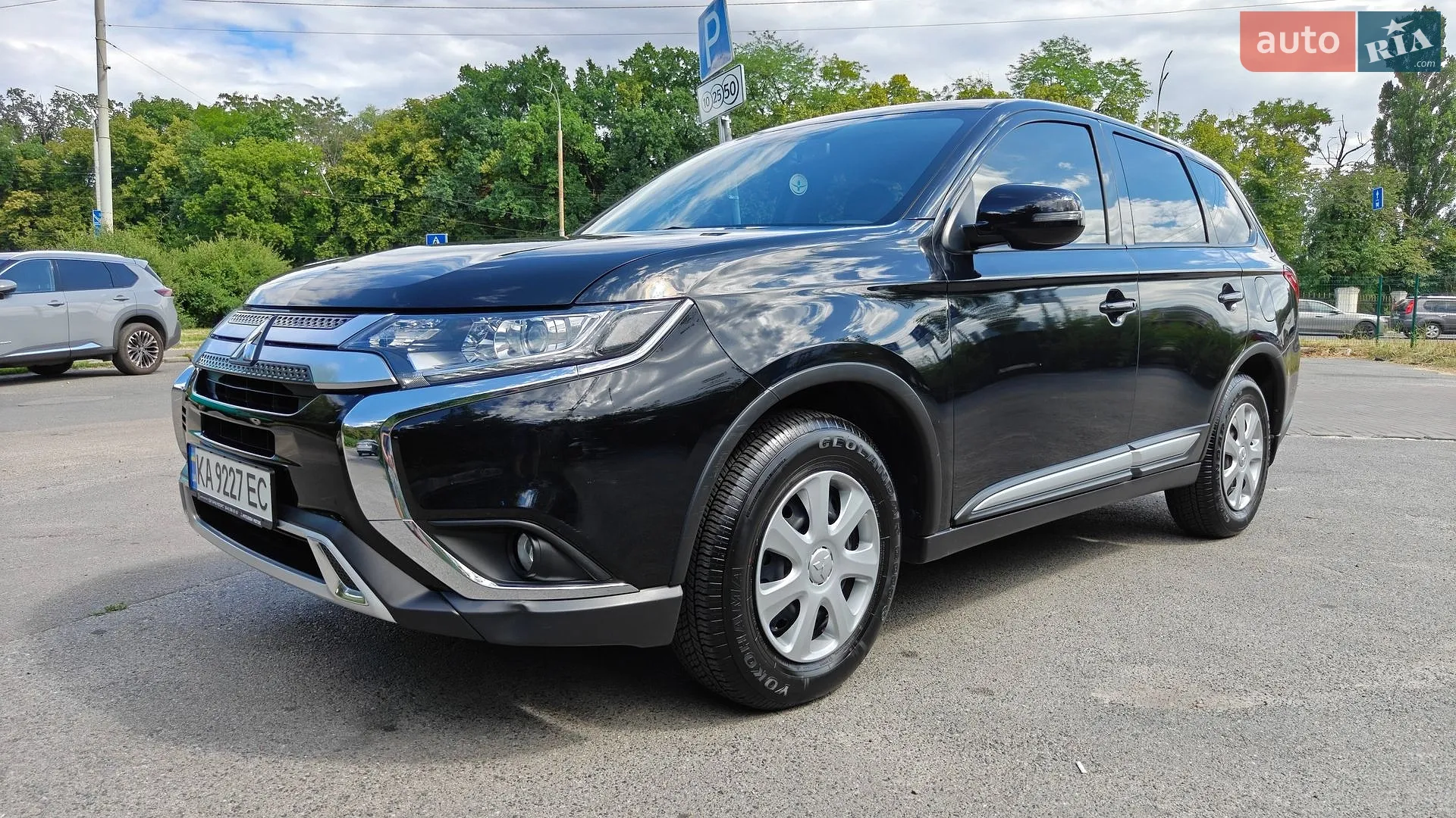 2021 Mitsubishi Outlander - мініатюра 66