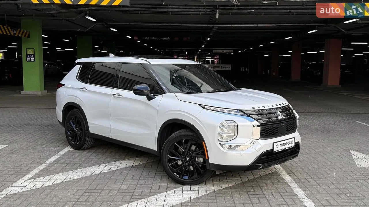 2021 Mitsubishi Outlander - мініатюра 13