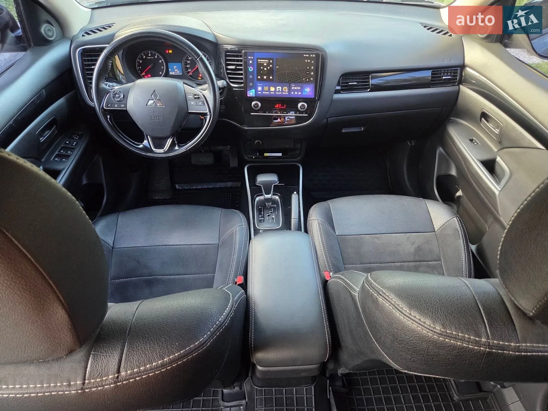 2021 Mitsubishi Outlander - мініатюра 12