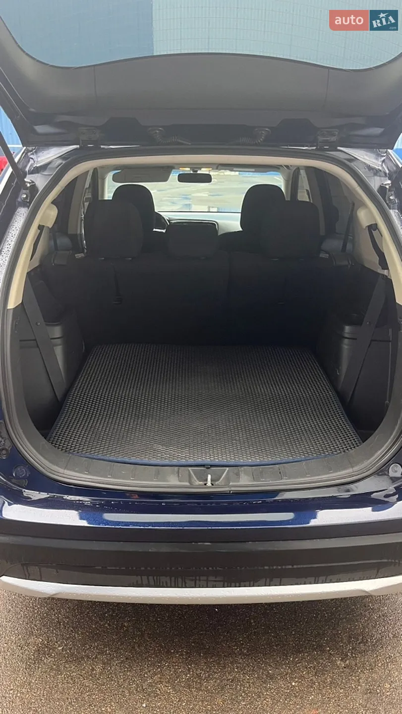 2015 Mitsubishi Outlander - мініатюра 12