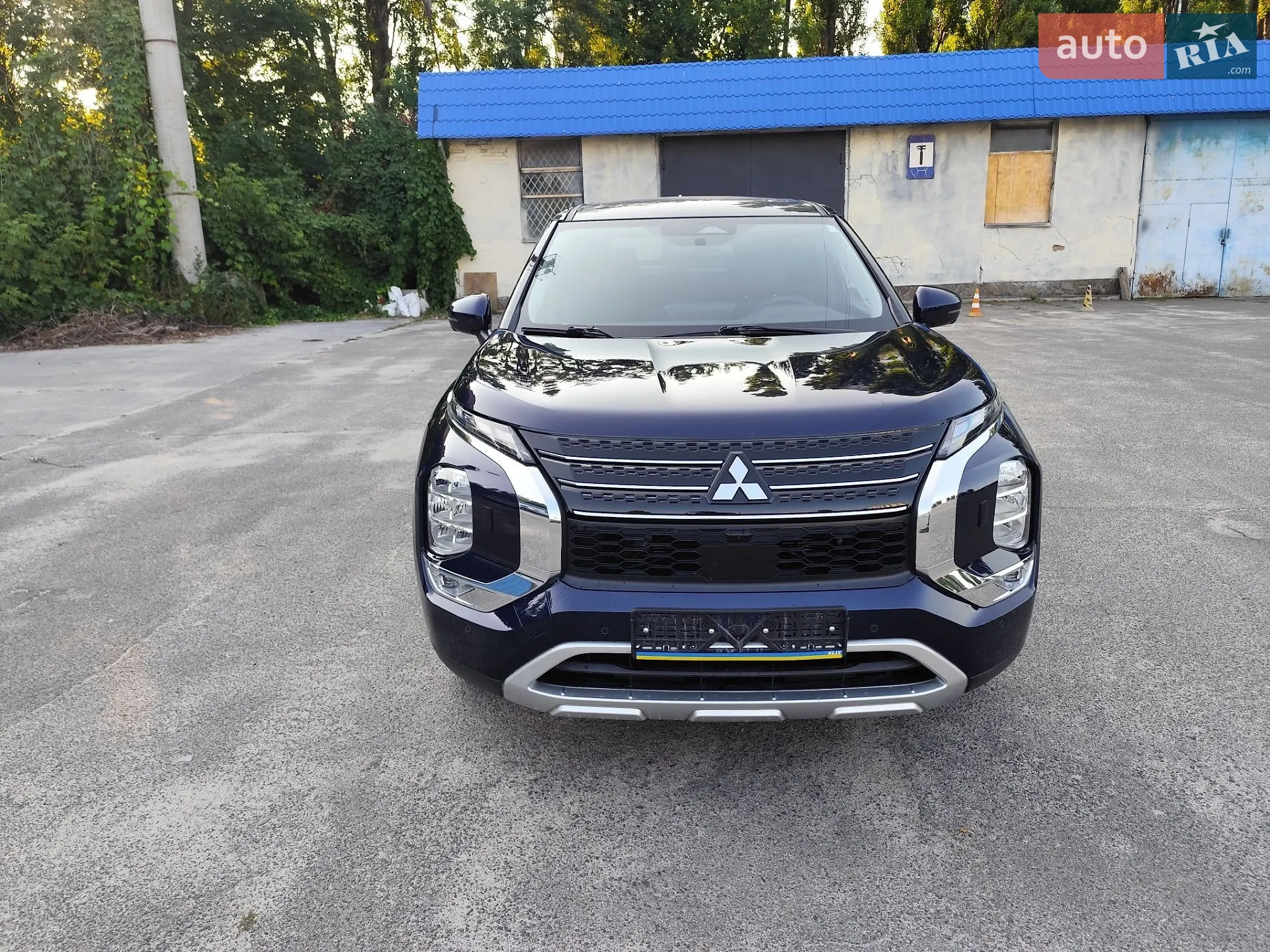 2025 Mitsubishi Outlander - мініатюра 3