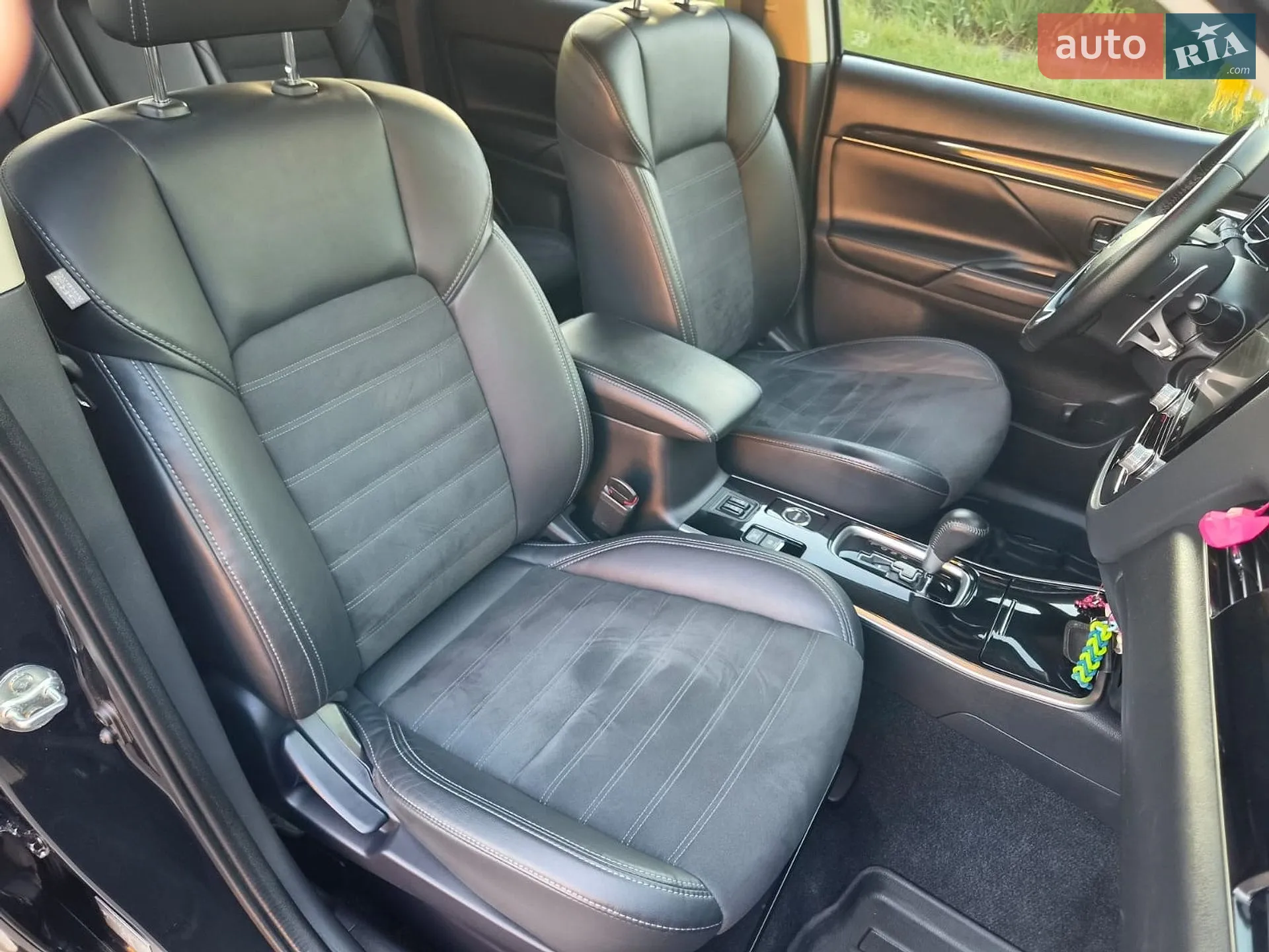 2019 Mitsubishi Outlander - мініатюра 47