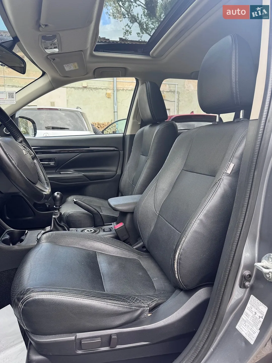2014 Mitsubishi Outlander - мініатюра 24