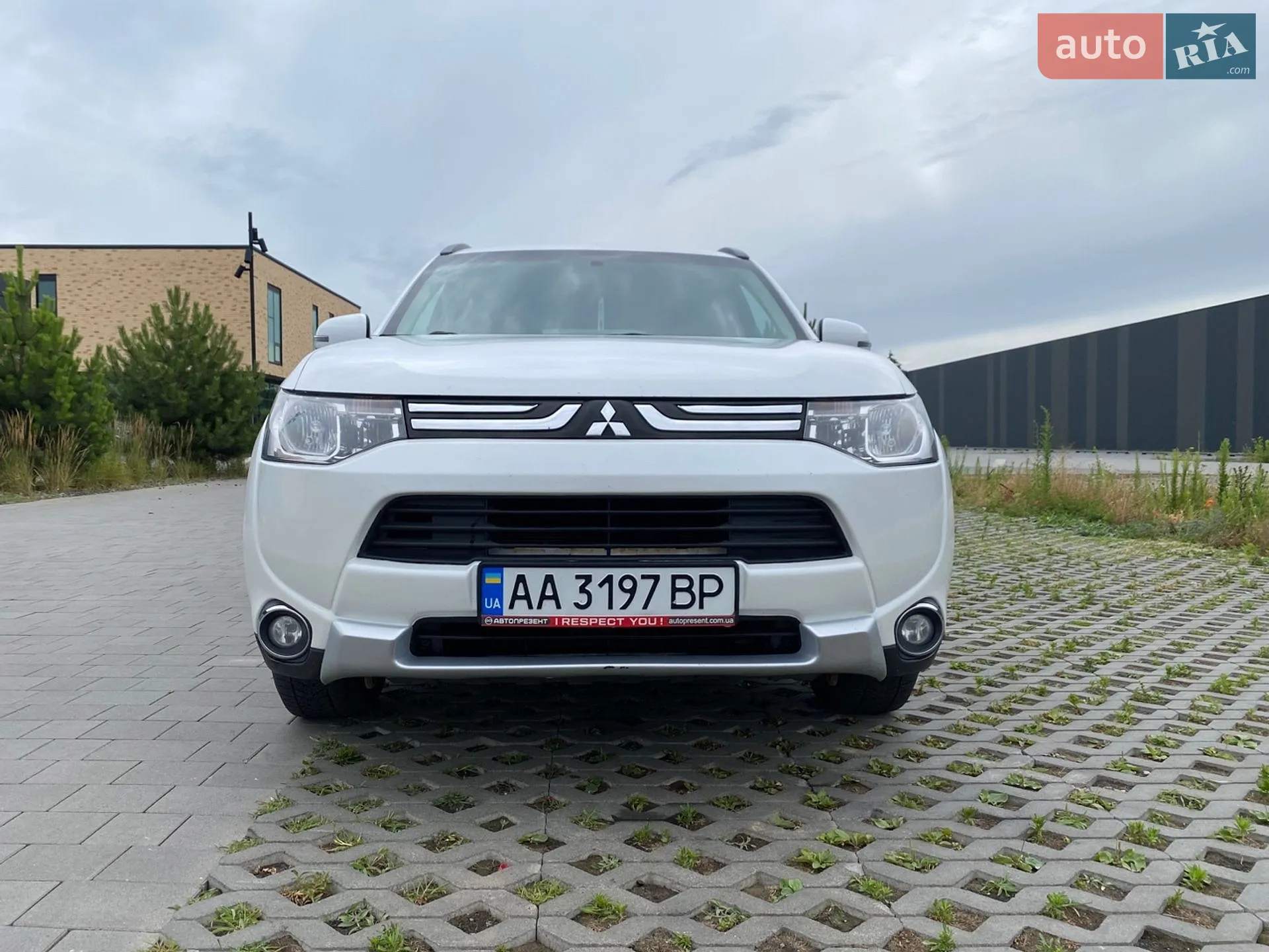 2014 Mitsubishi Outlander - мініатюра 3