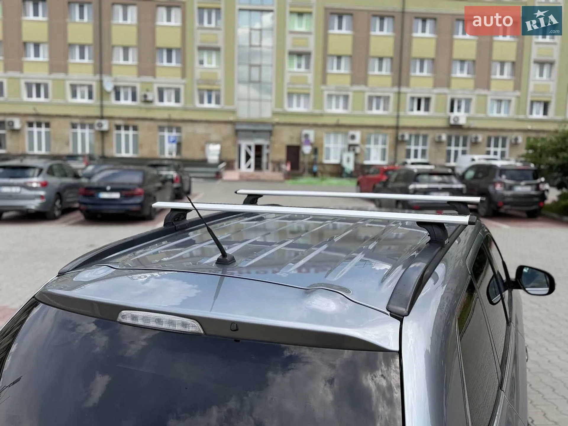 2014 Mitsubishi Outlander - мініатюра 26