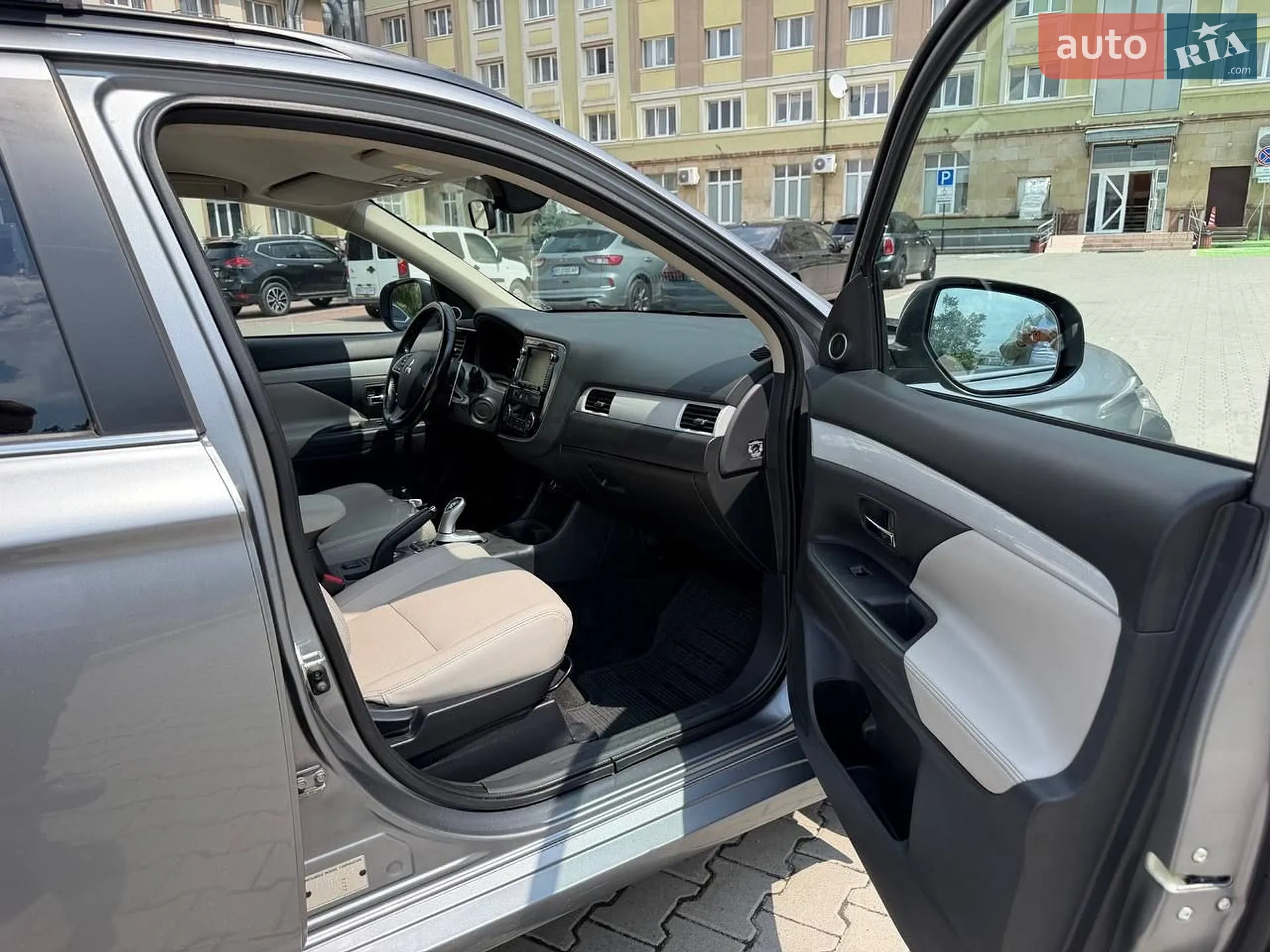 2014 Mitsubishi Outlander - мініатюра 32