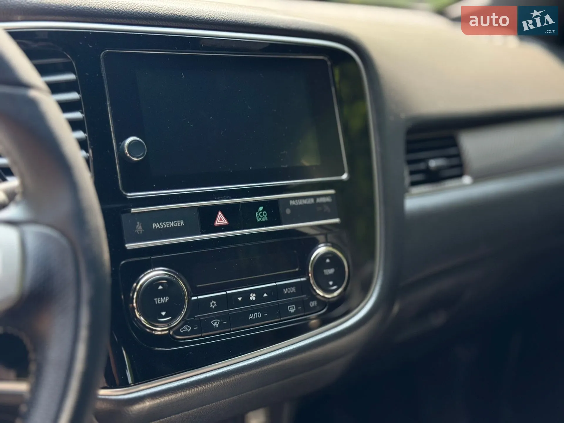 2019 Mitsubishi Outlander - мініатюра 19