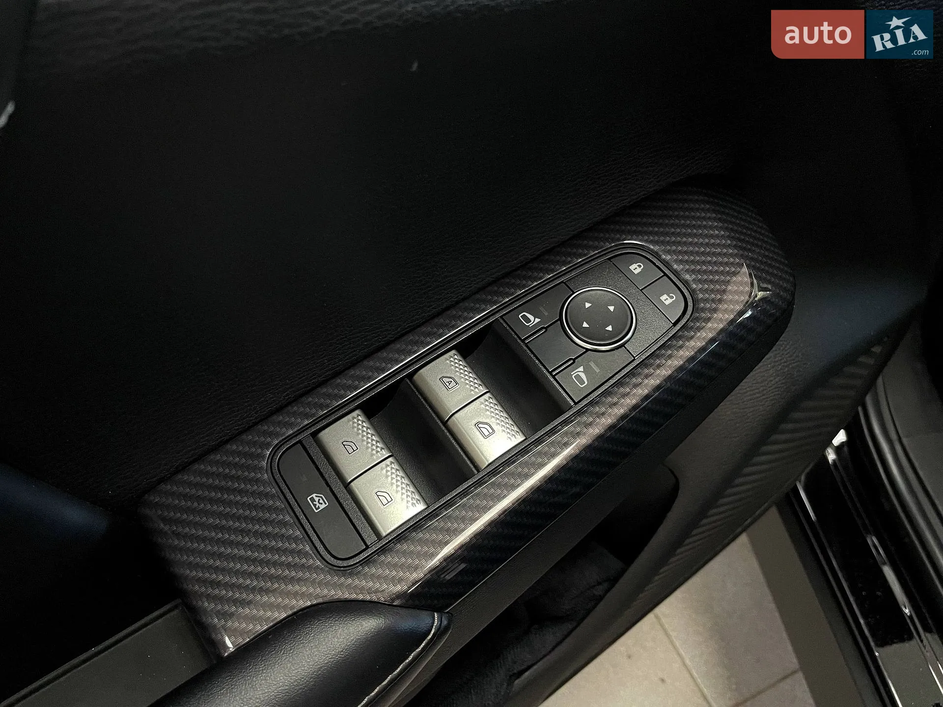 2022 Mitsubishi Outlander - мініатюра 17
