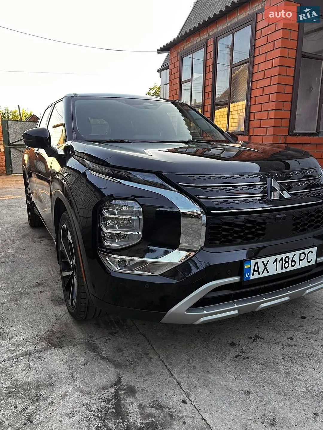 2022 Mitsubishi Outlander - мініатюра 4