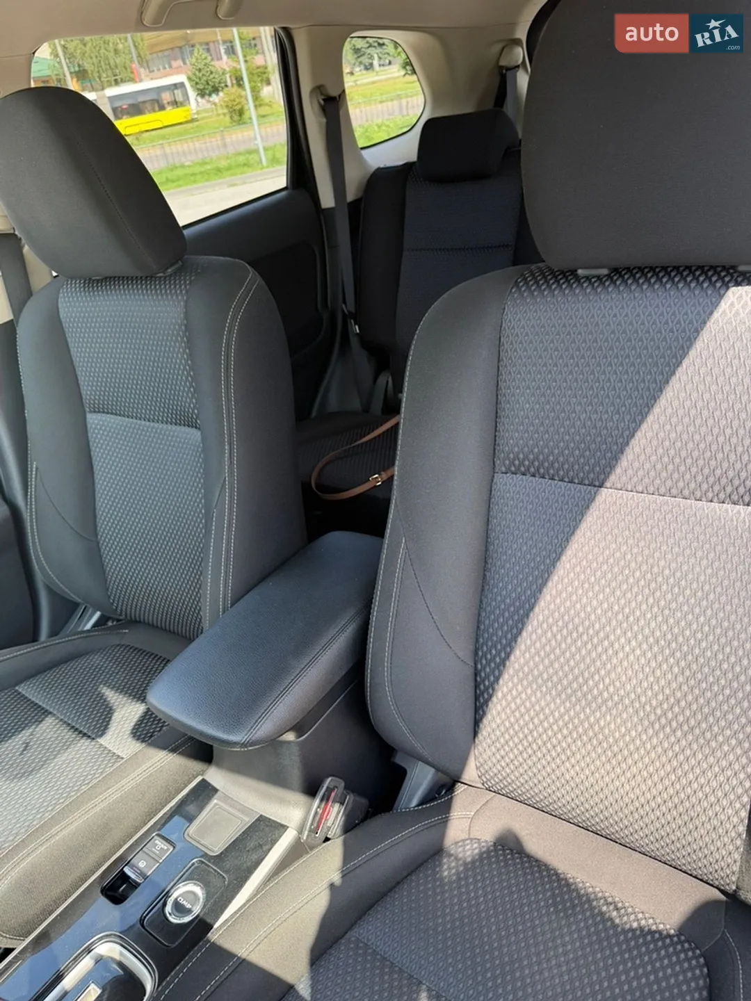 2016 Mitsubishi Outlander - мініатюра 9