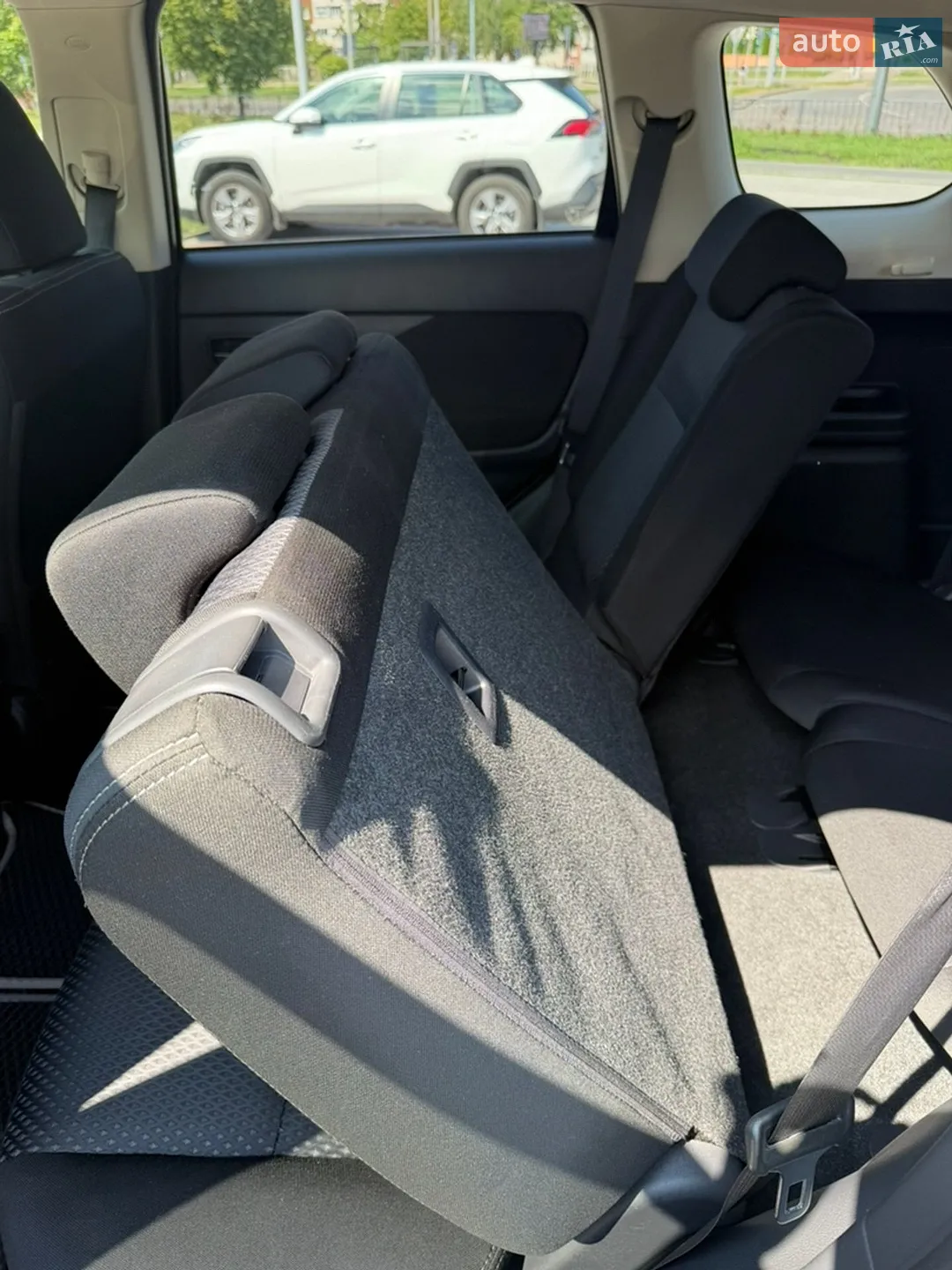 2016 Mitsubishi Outlander - мініатюра 19
