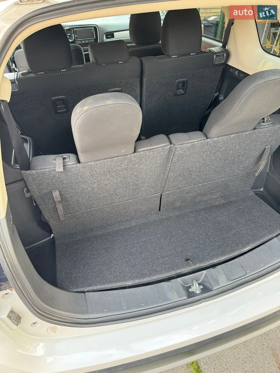 2017 Mitsubishi Outlander - мініатюра 9