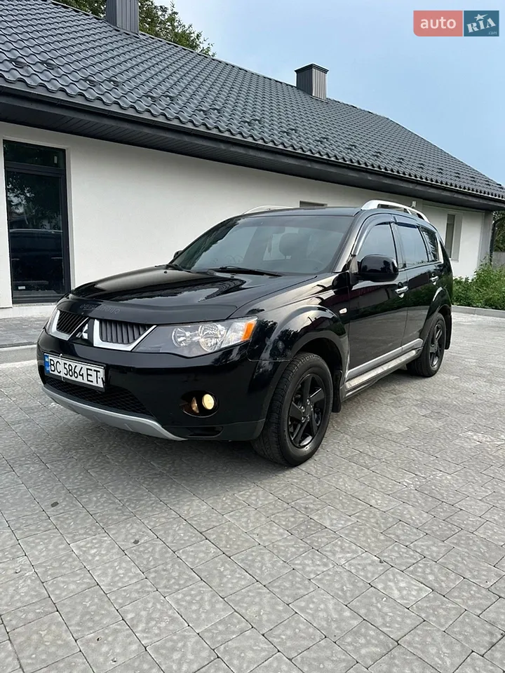 2010 Mitsubishi Outlander - мініатюра 13